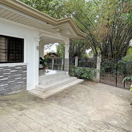 Hanella'S Place Bacong  Exterior foto